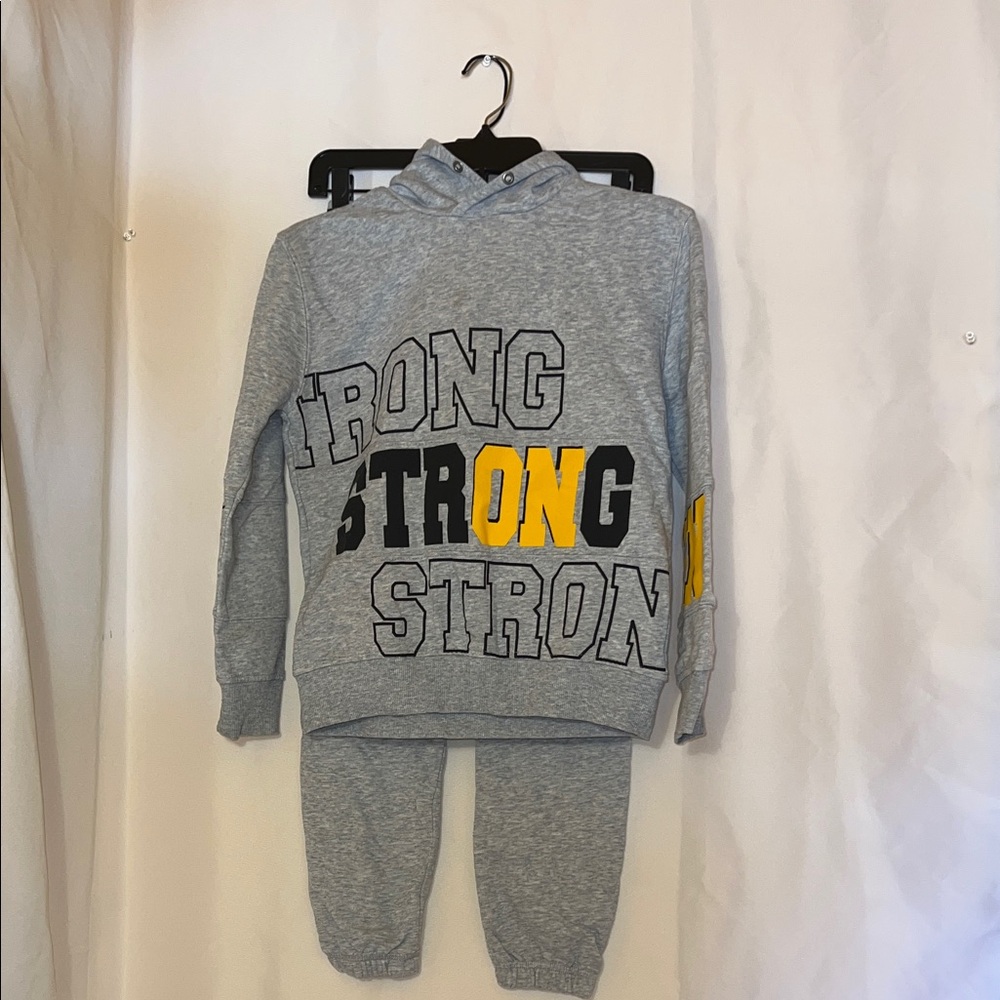 Boys’- Zara Gray and Yellow Graphic Boy's Sweat Set